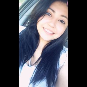 Meet your Posher, Gaby